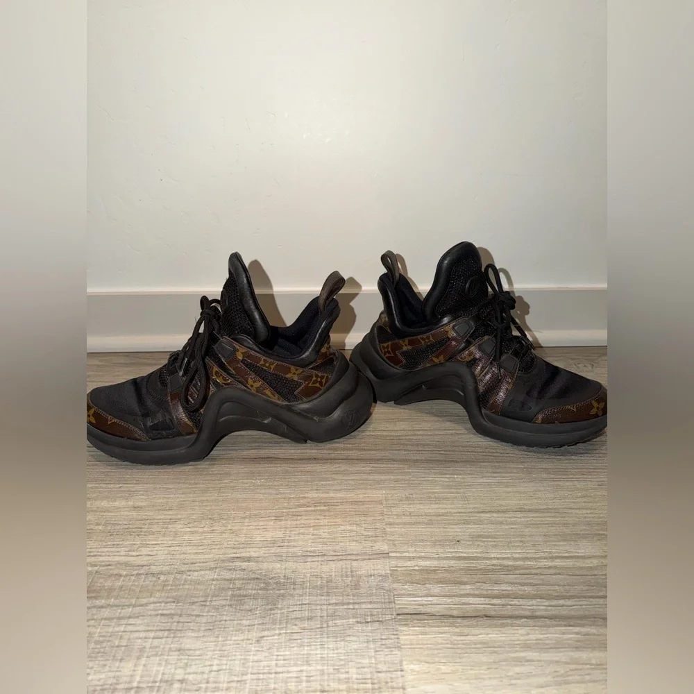 Louis Vuitton, black and brown archlight sneaker - Picture 6 of 12